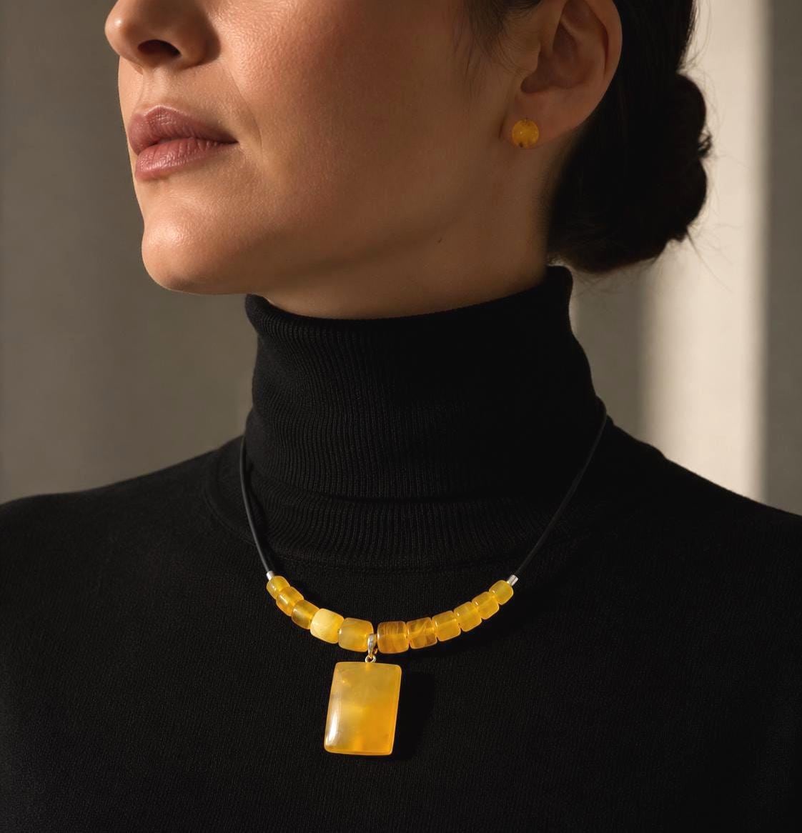 Natural Baltic Amber Necklace for Women – Genuine Honey Amber Pendant Necklace – Minimalist Baltic Amber Jewelry – 15.7 Inch